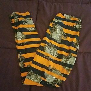 Awesome lularoe leggings